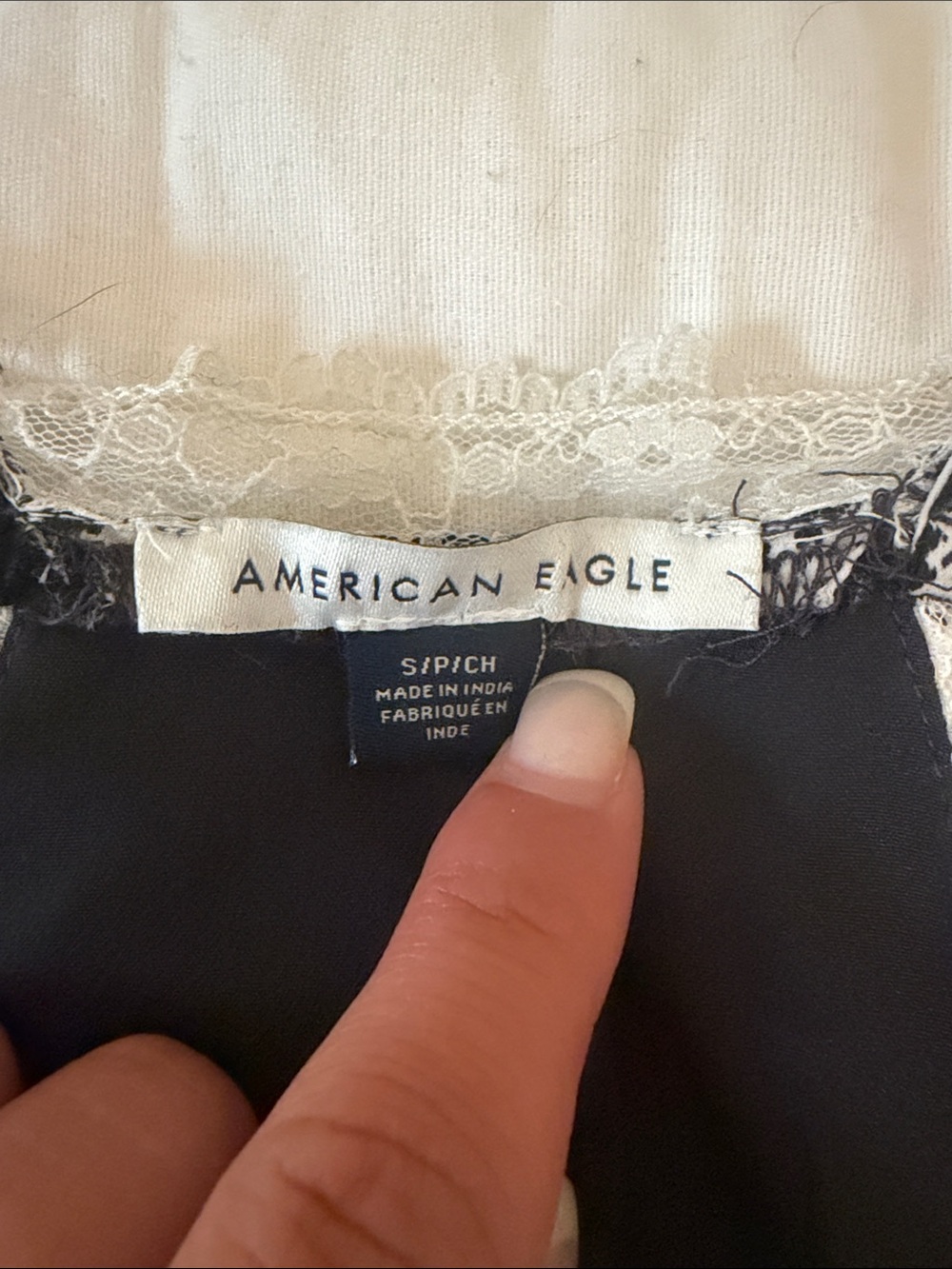 American Eagle Outfitters Black and White Floral Lace-Trim Cami Top - Picture 3 of 3